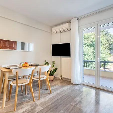 Seaview Portside Apartment *